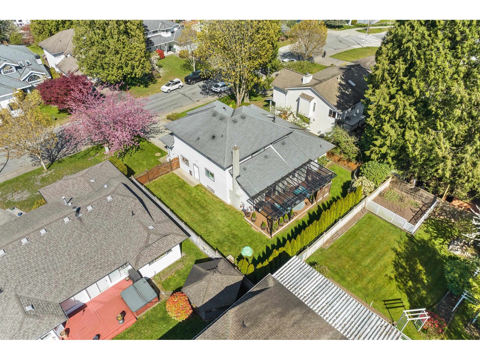 Photo 3 of 13396 61 Avenue, Surrey BC