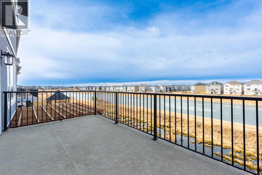 Single Family House for Sale in  Carringvue Manor NW Carrington Calgary 