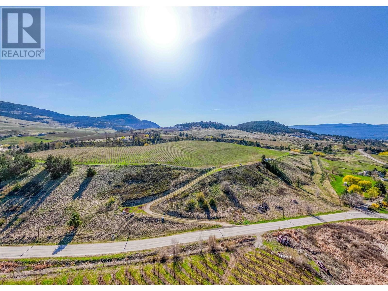  1271 Mckenzie Road, Kelowna