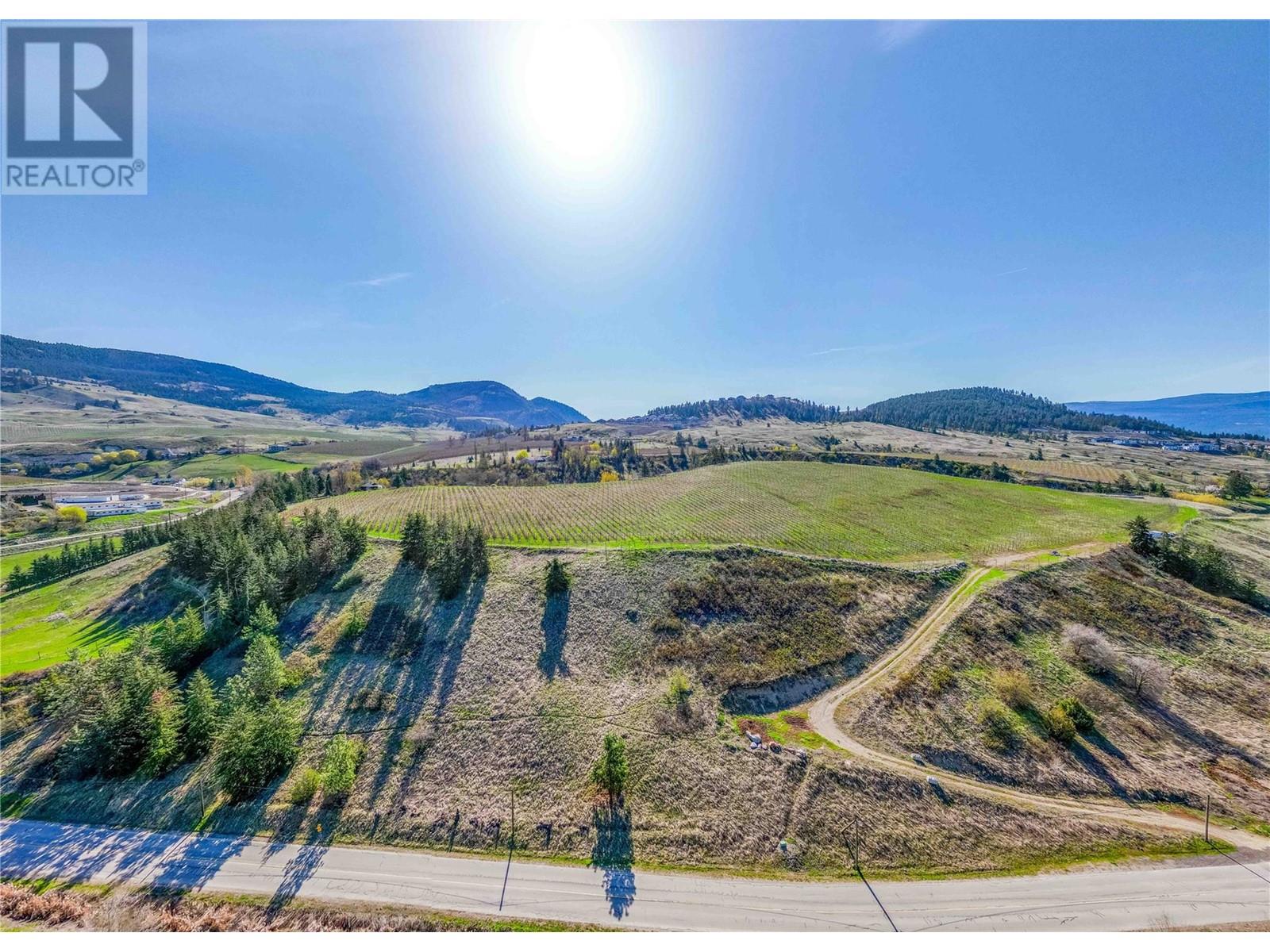  1271 Mckenzie Road, Kelowna