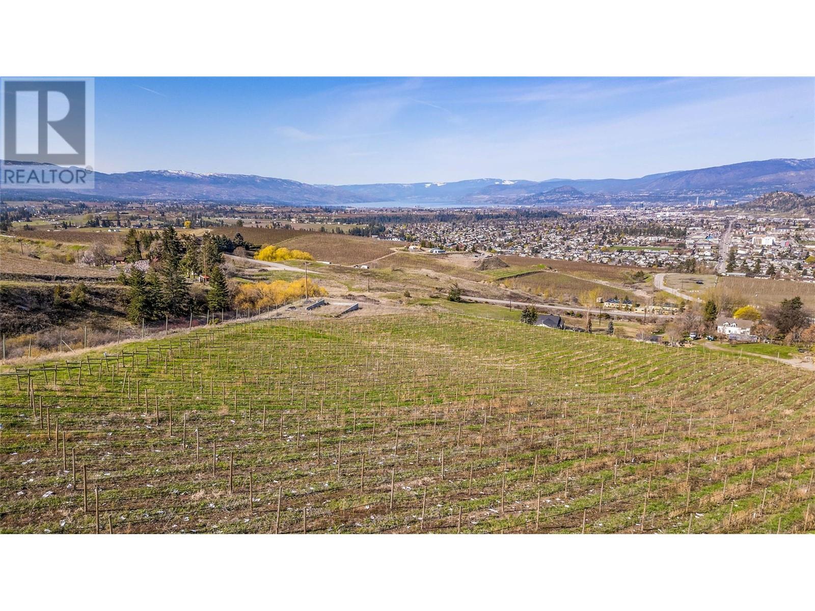  1271 Mckenzie Road, Kelowna