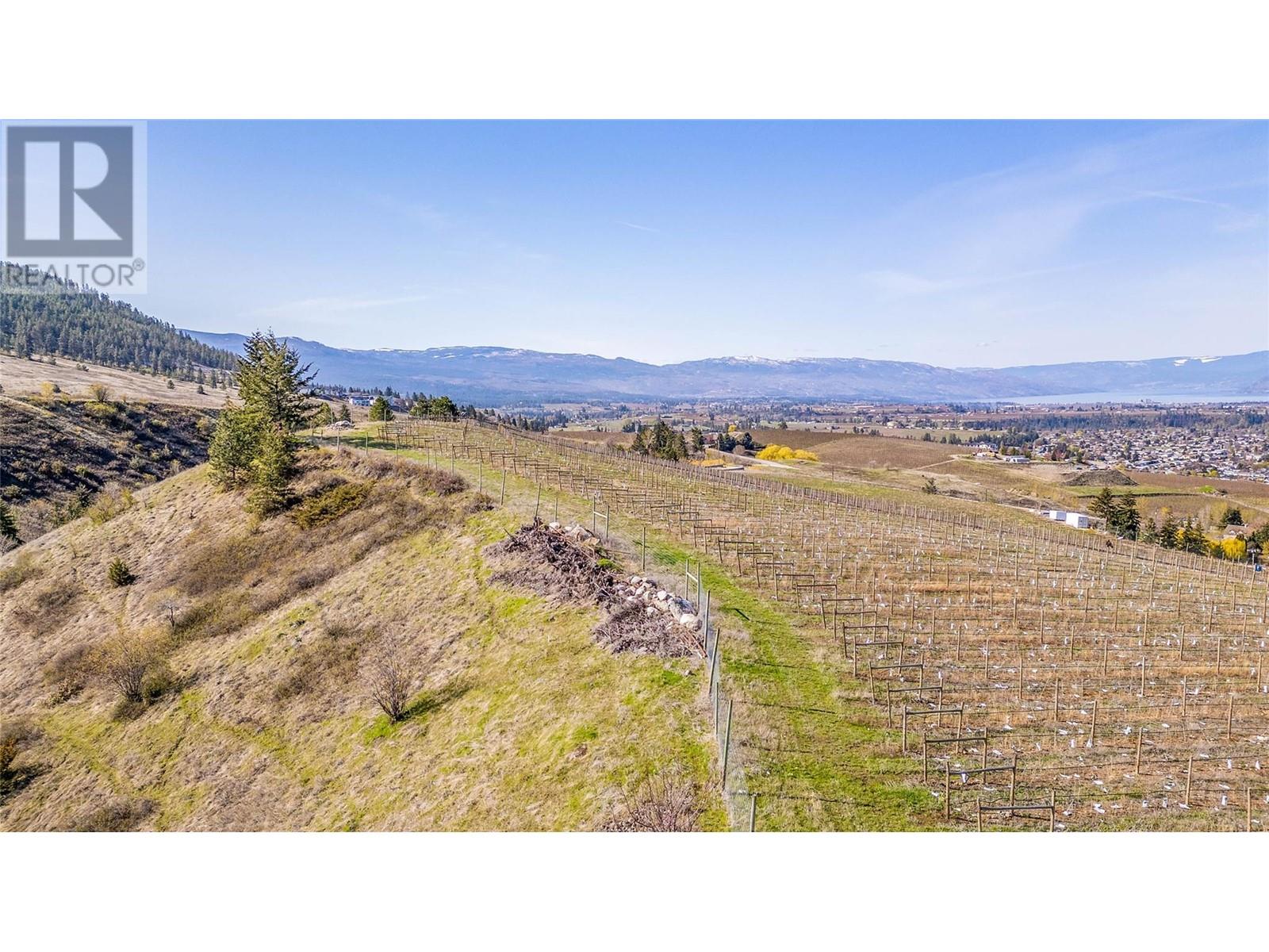  1271 Mckenzie Road, Kelowna