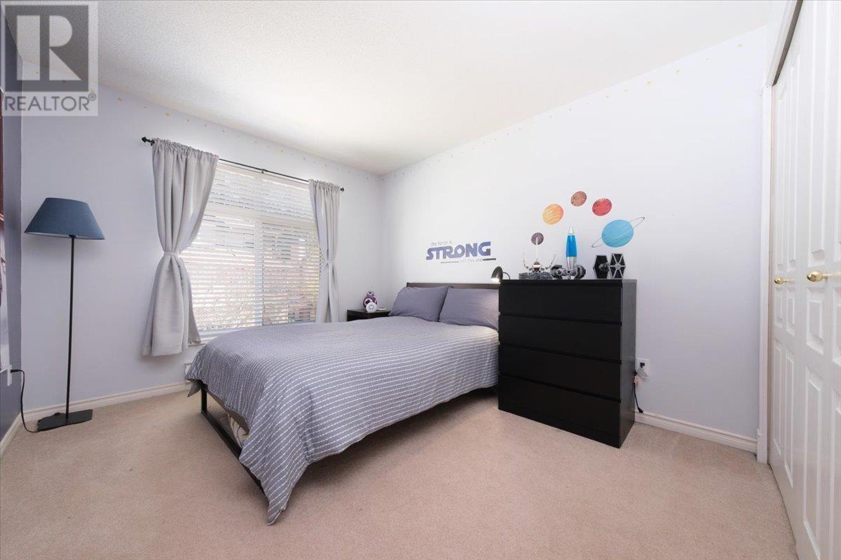 1158 STRATHAVEN DRIVE, North Vancouver