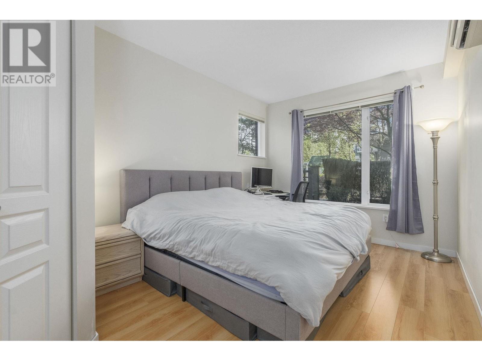 121 9399 ODLIN ROAD, Richmond real estate listing R2992373