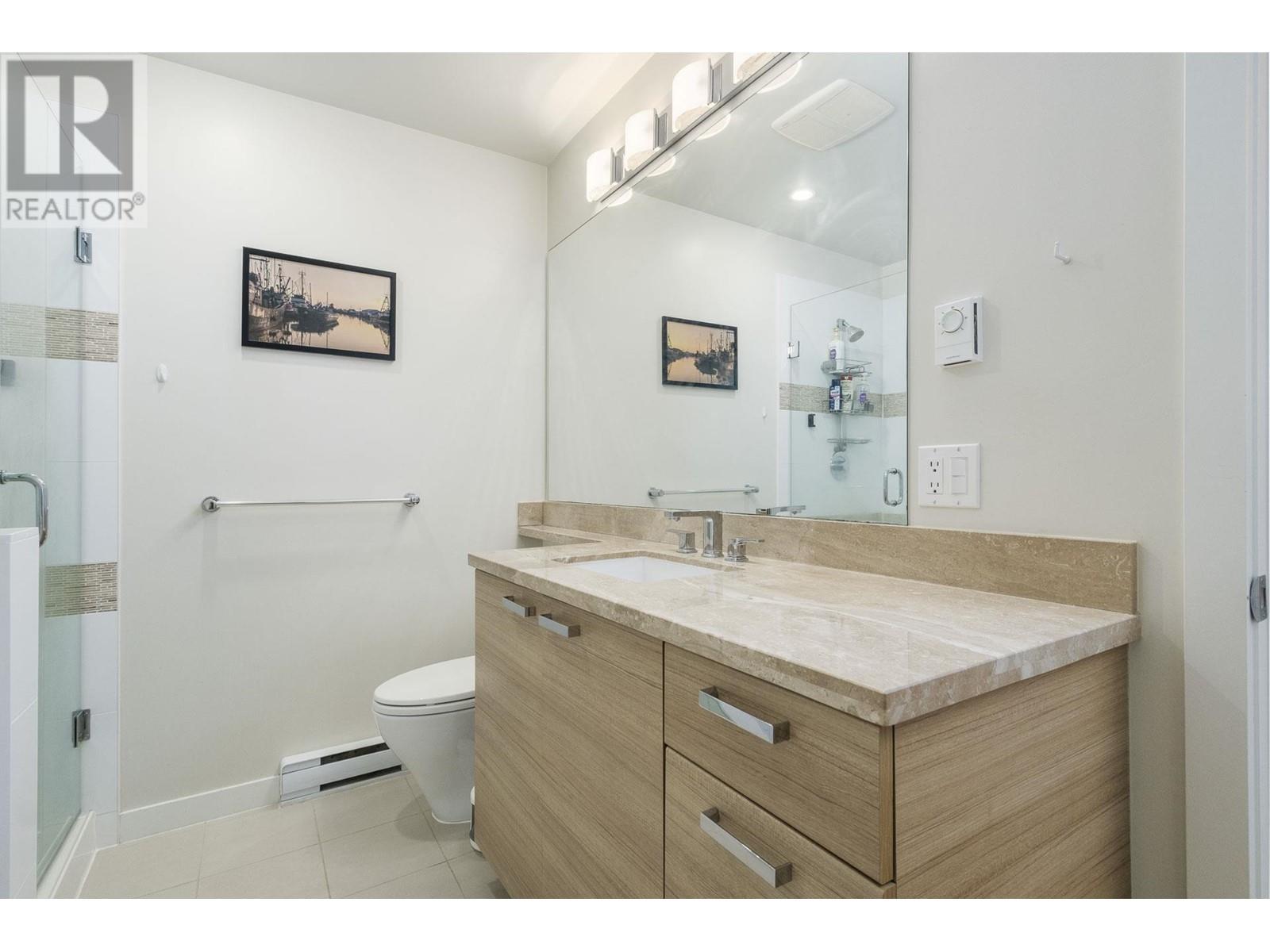121 9399 ODLIN ROAD, Richmond real estate listing R2992373