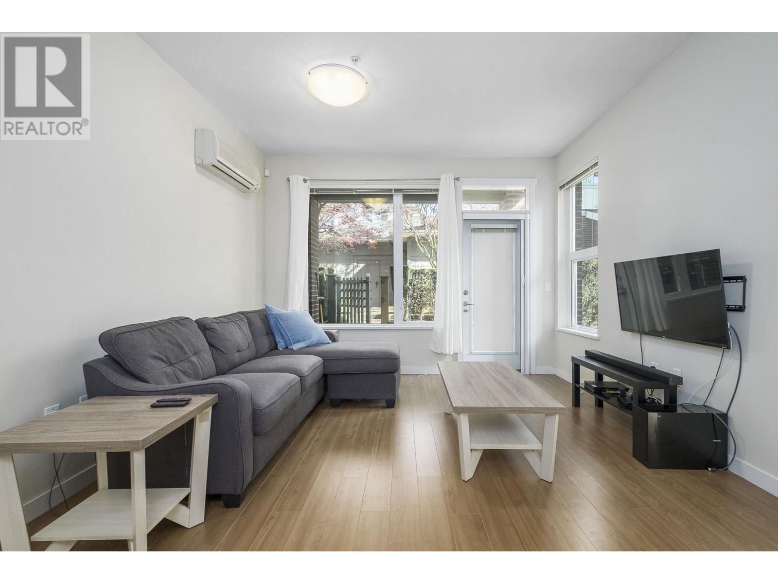 121 9399 ODLIN ROAD, Richmond real estate listing R2992373