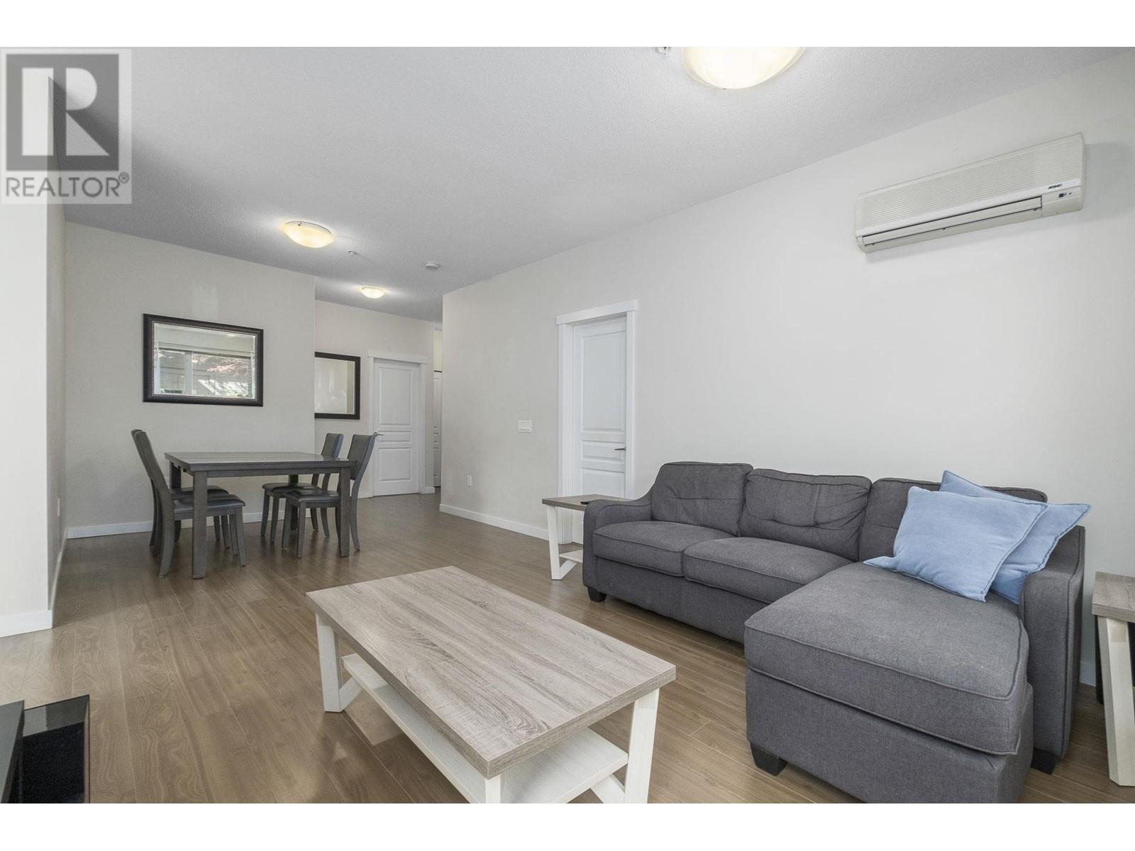 121 9399 ODLIN ROAD, Richmond real estate listing R2992373