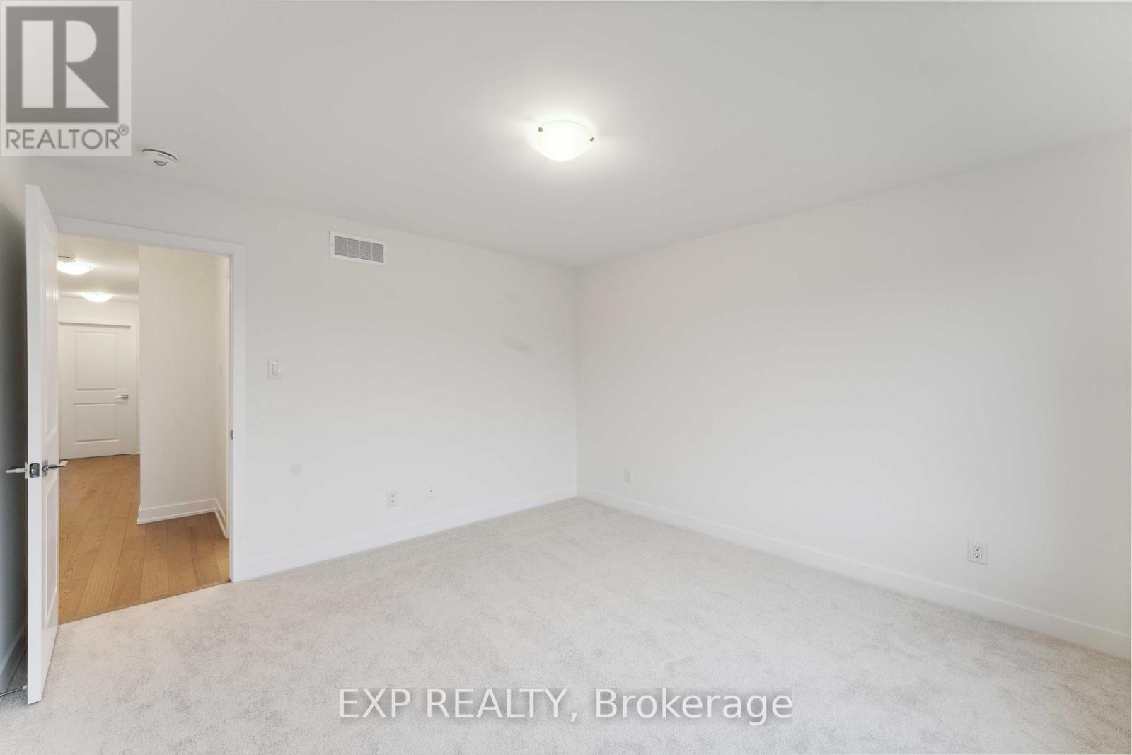 Photo 15 of 3364 Findlay Creek Drive, Ottawa ON