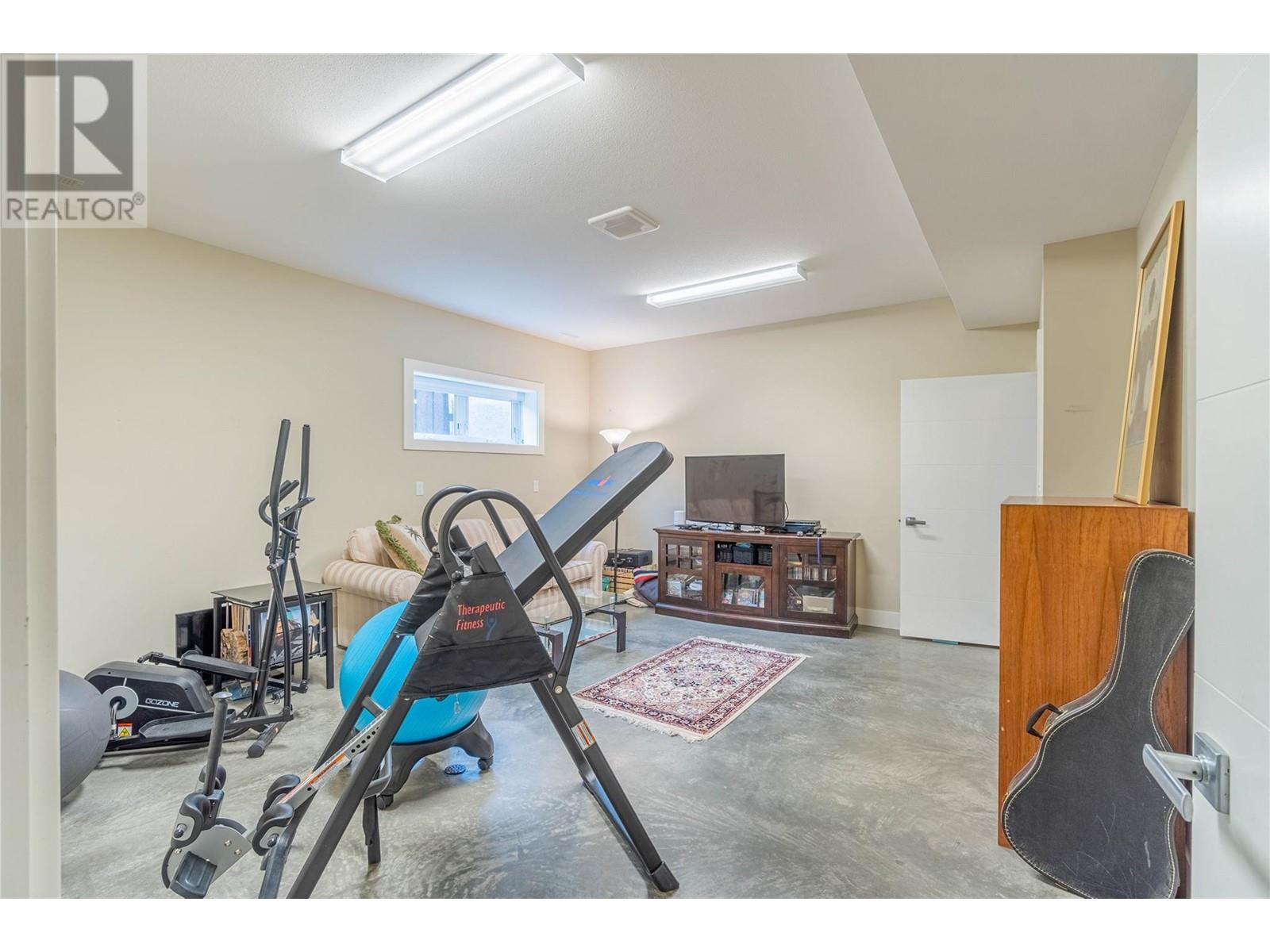 Photo 77 of 772 Battle Street W, Kamloops BC