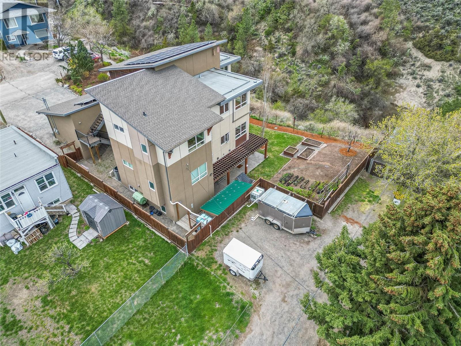 Photo 13 of 772 Battle Street W, Kamloops BC