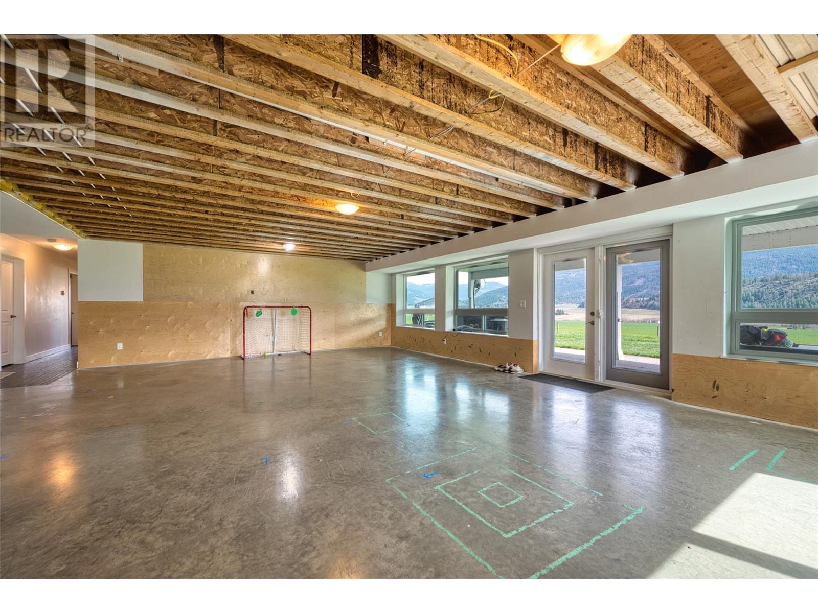 5220 97A Highway, Armstrong
