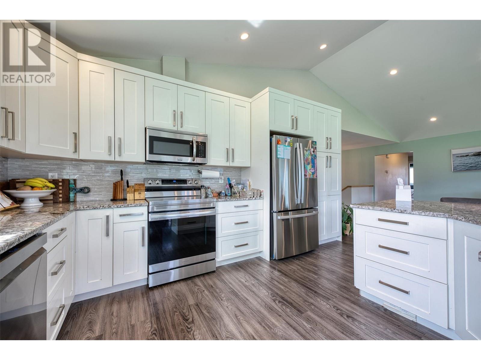 5220 97A Highway, Armstrong