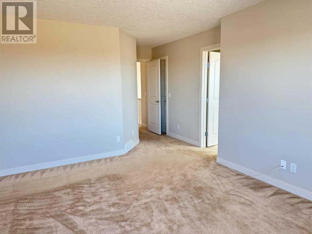 Single Family House for Sale in  Saddlebrook Landing NE Saddle Ridge Calgary 