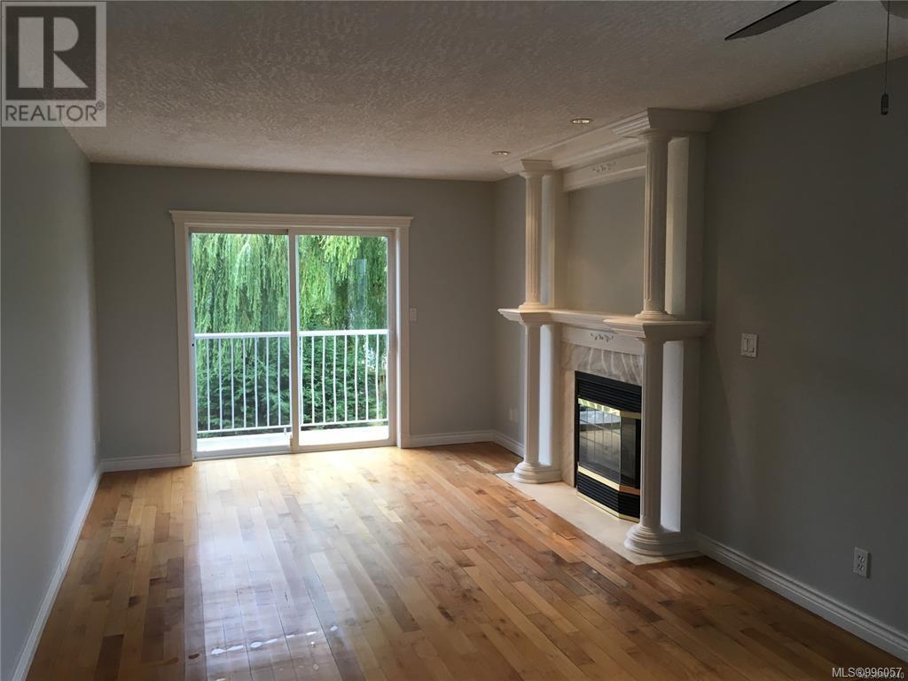 3185 Quadra St, Victoria