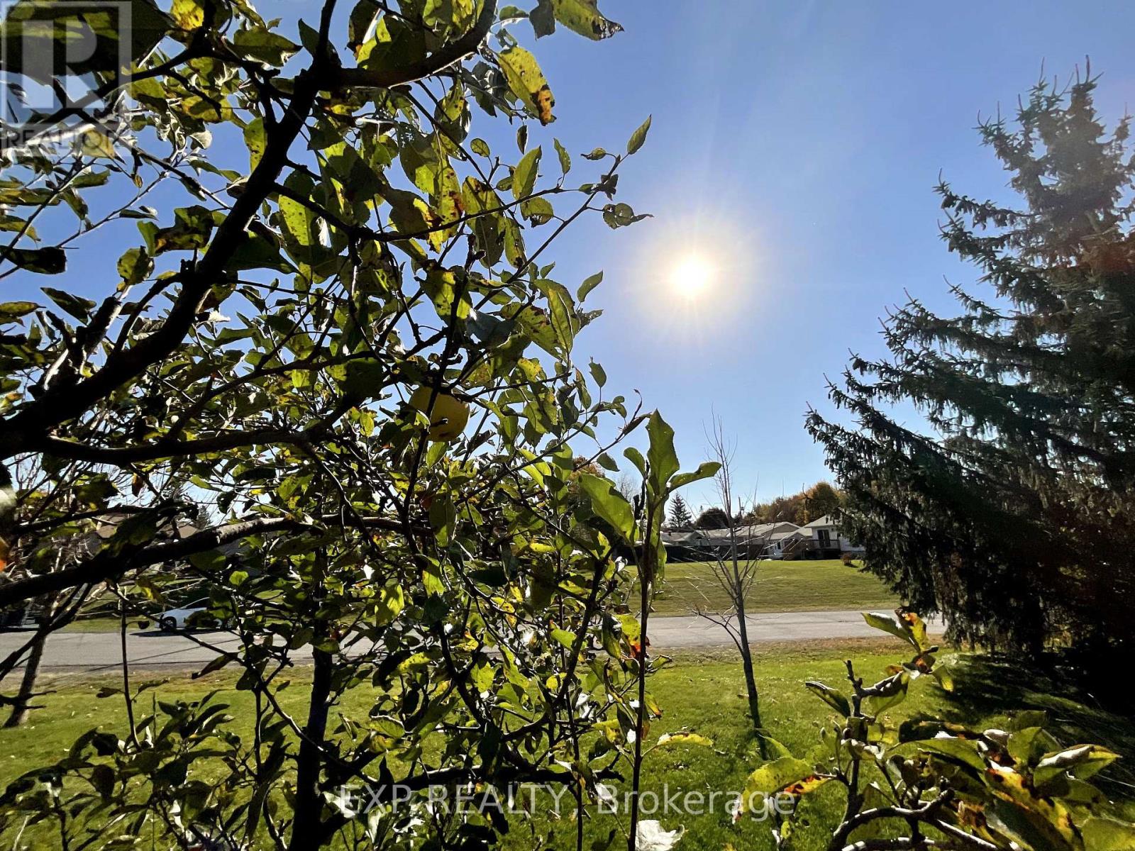 Photo 15 of 26 Penny Lane, South Stormont ON