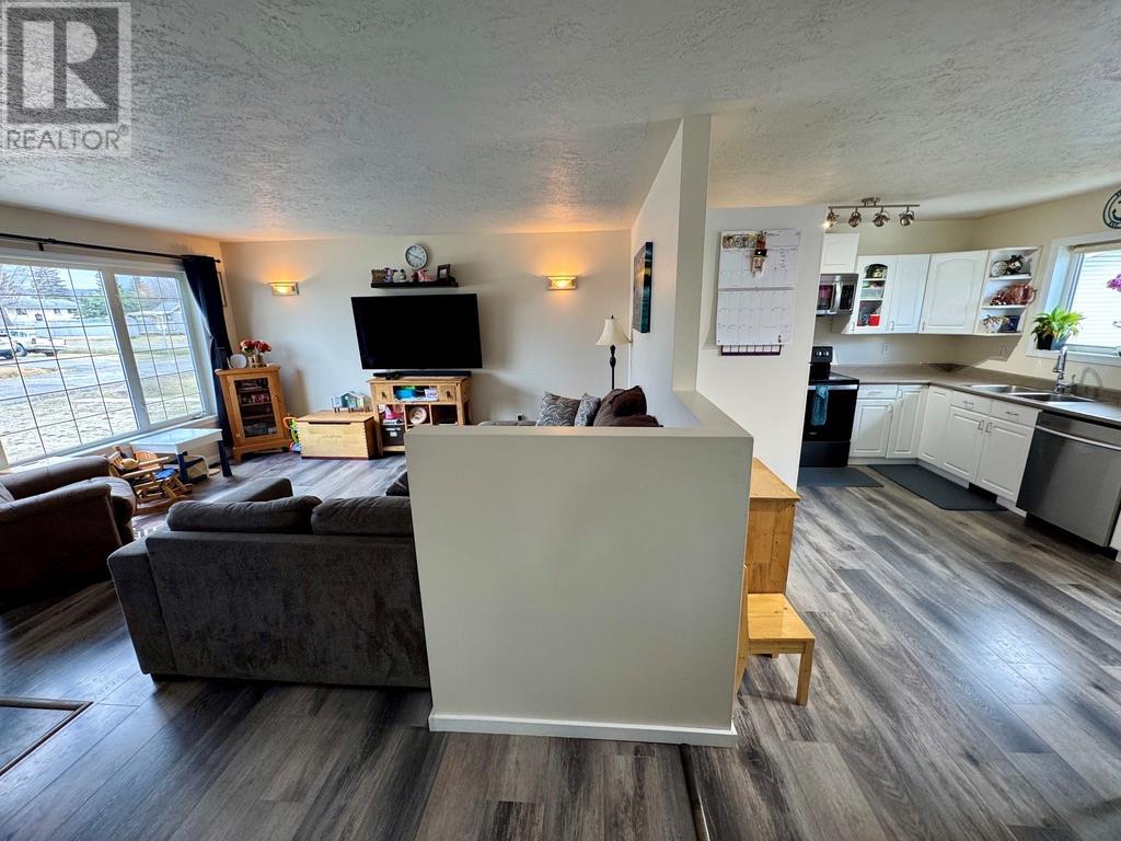 912 118 Avenue, Dawson Creek