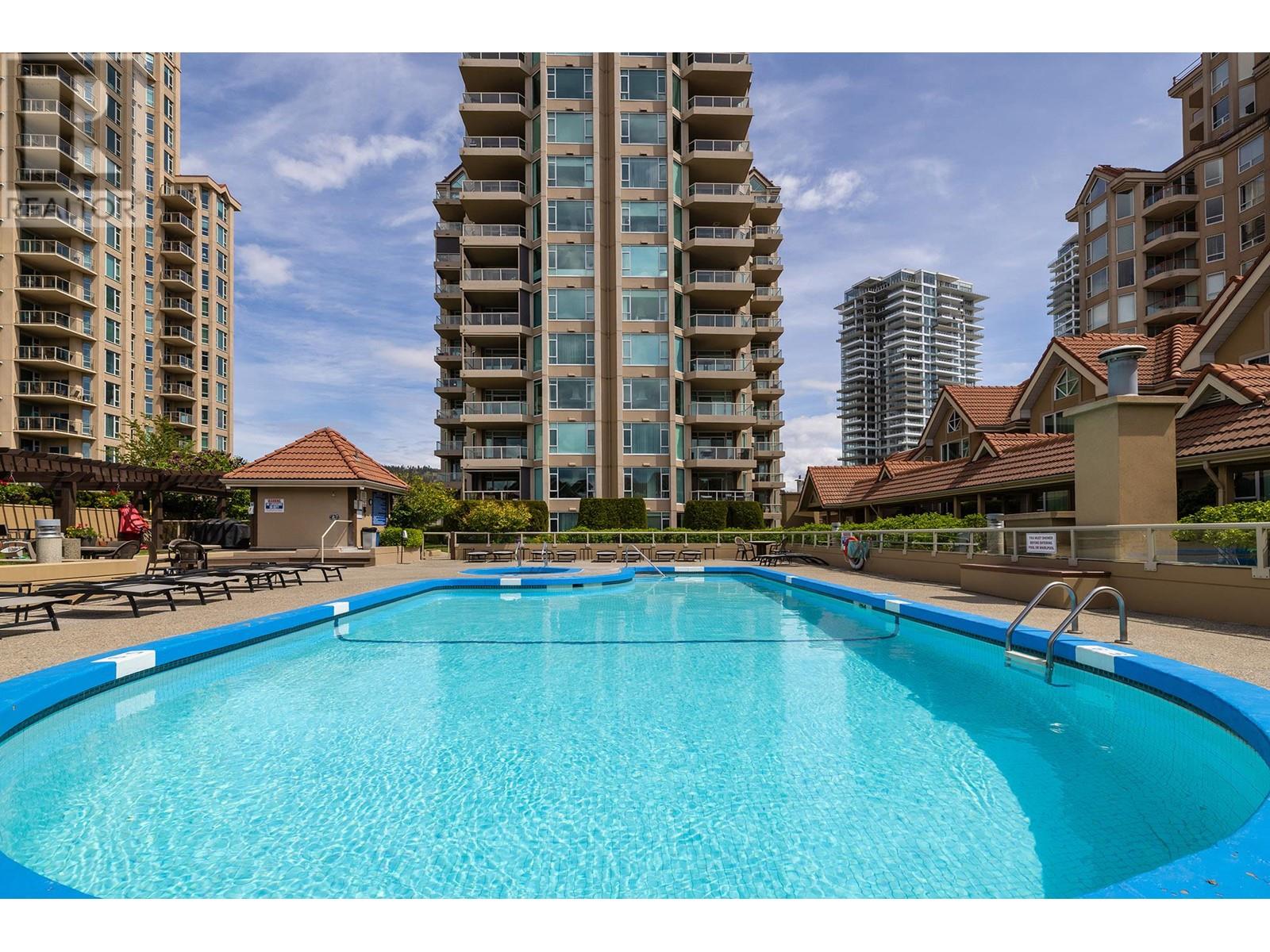 113 1156 Sunset Drive, Kelowna
