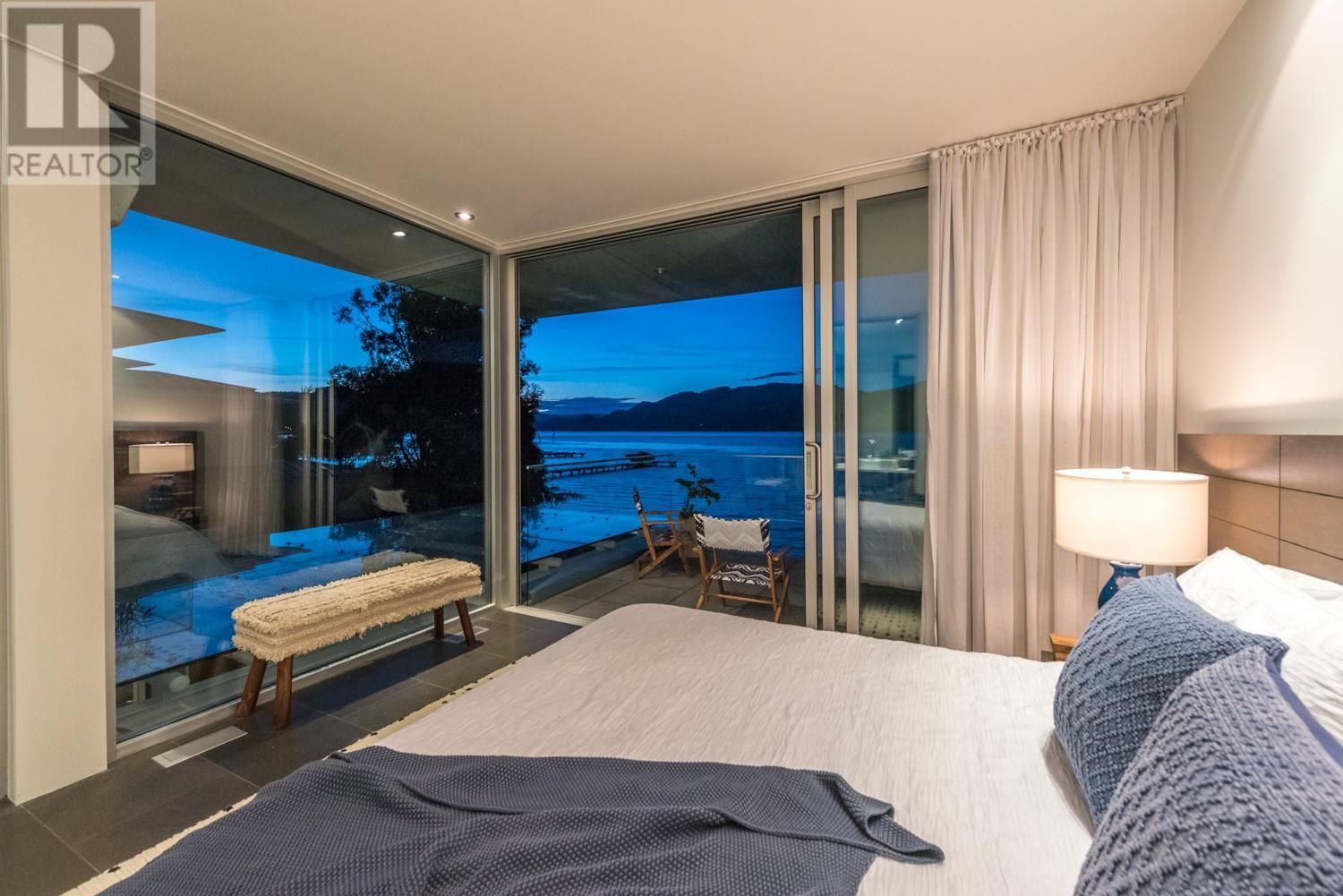 2550 Landry Crescent, Summerland