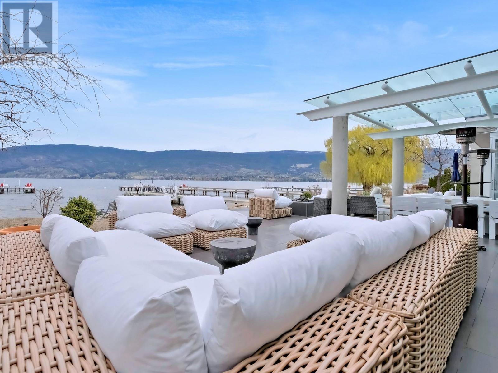 2550 Landry Crescent, Summerland