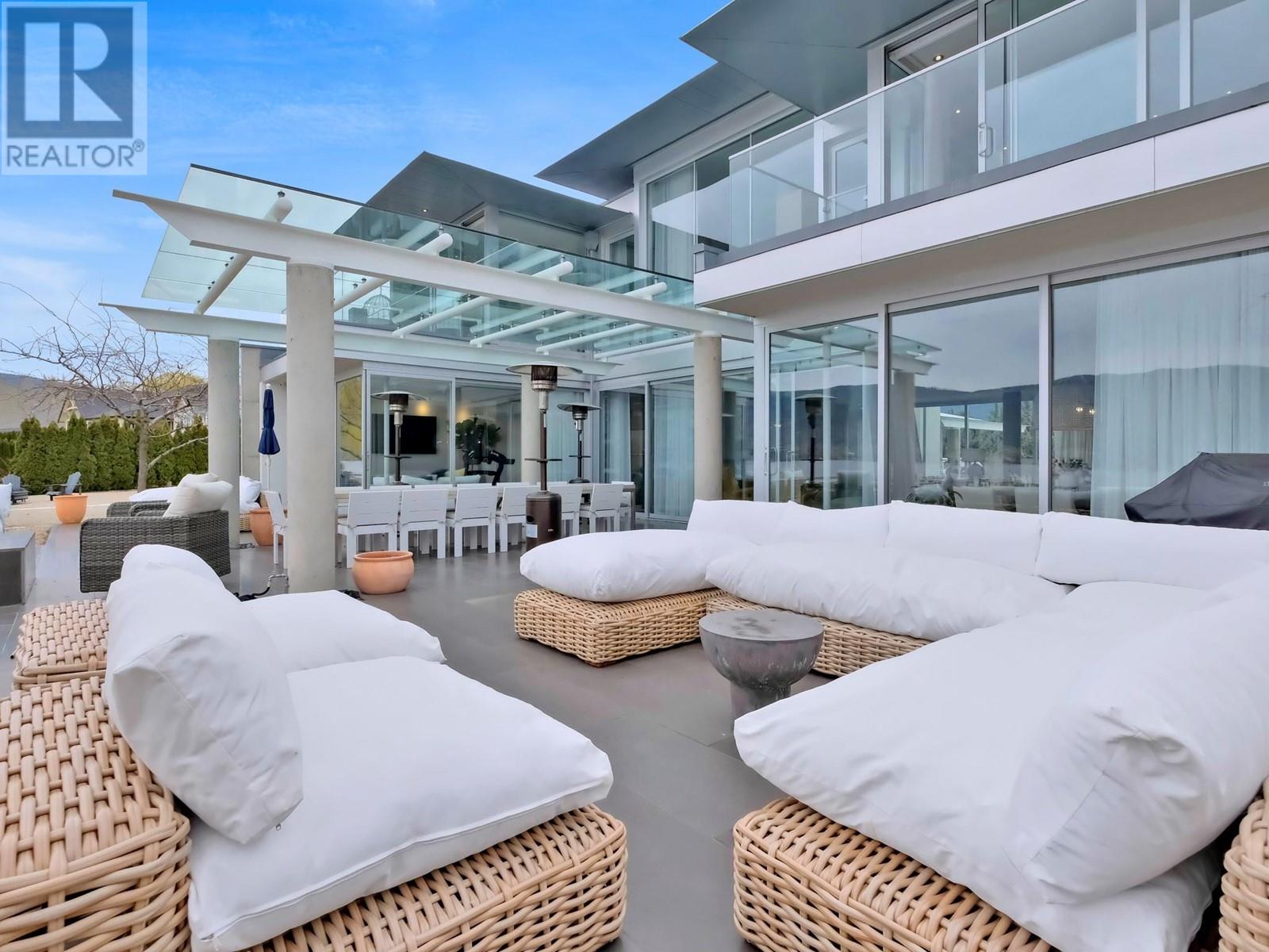 2550 Landry Crescent, Summerland