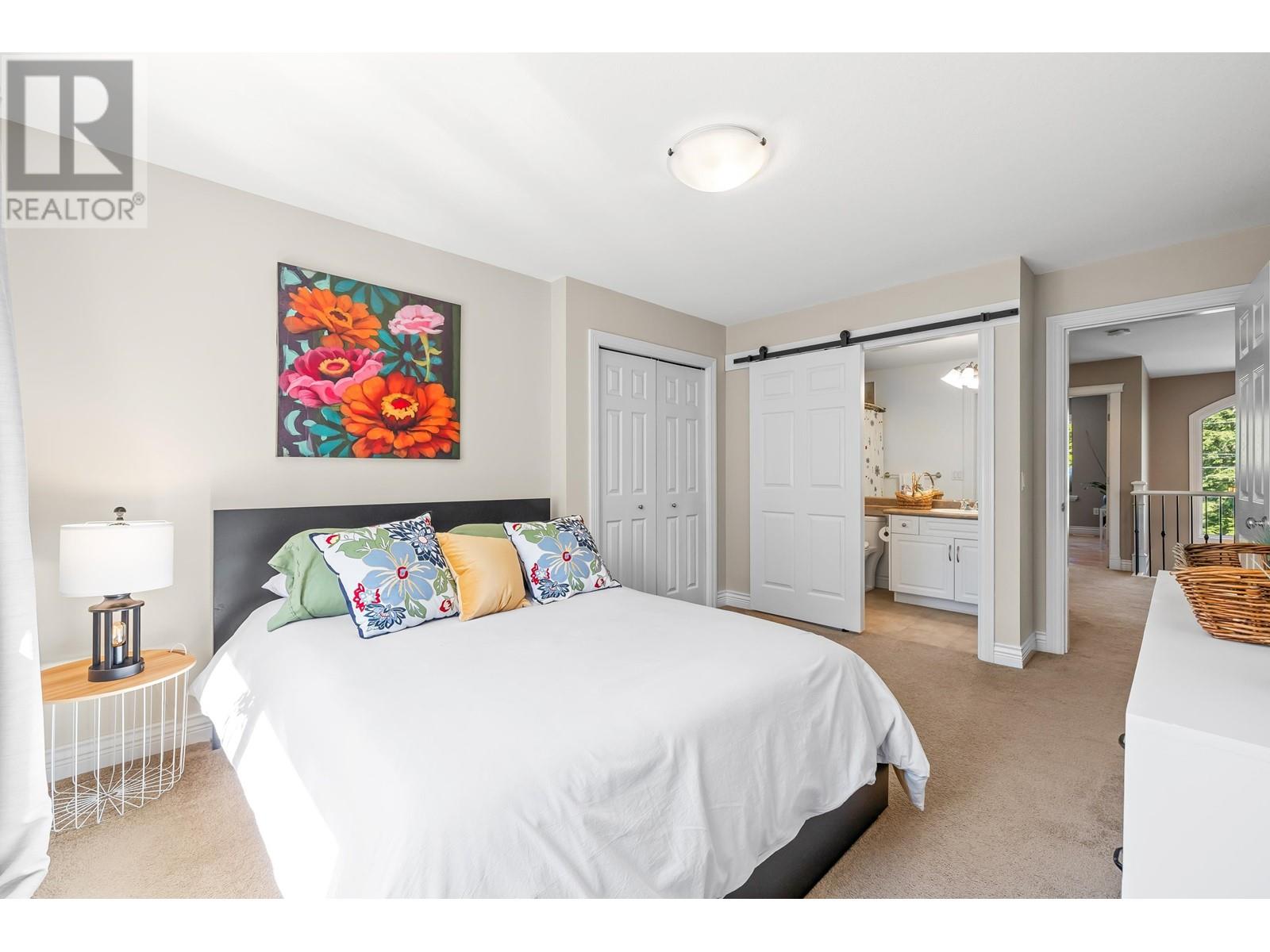 1048 SUGAR MOUNTAIN WAY, Anmore real estate listing R2992425