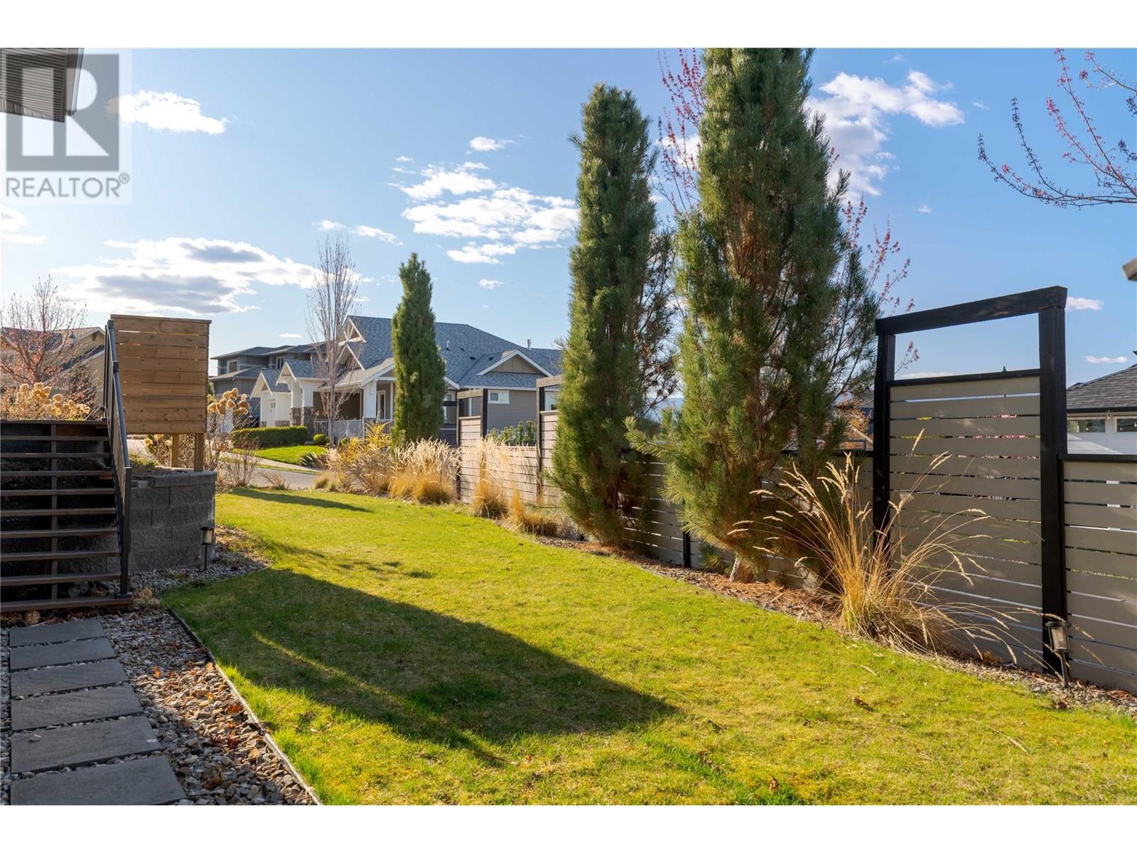  460 Rockview Lane, Kelowna