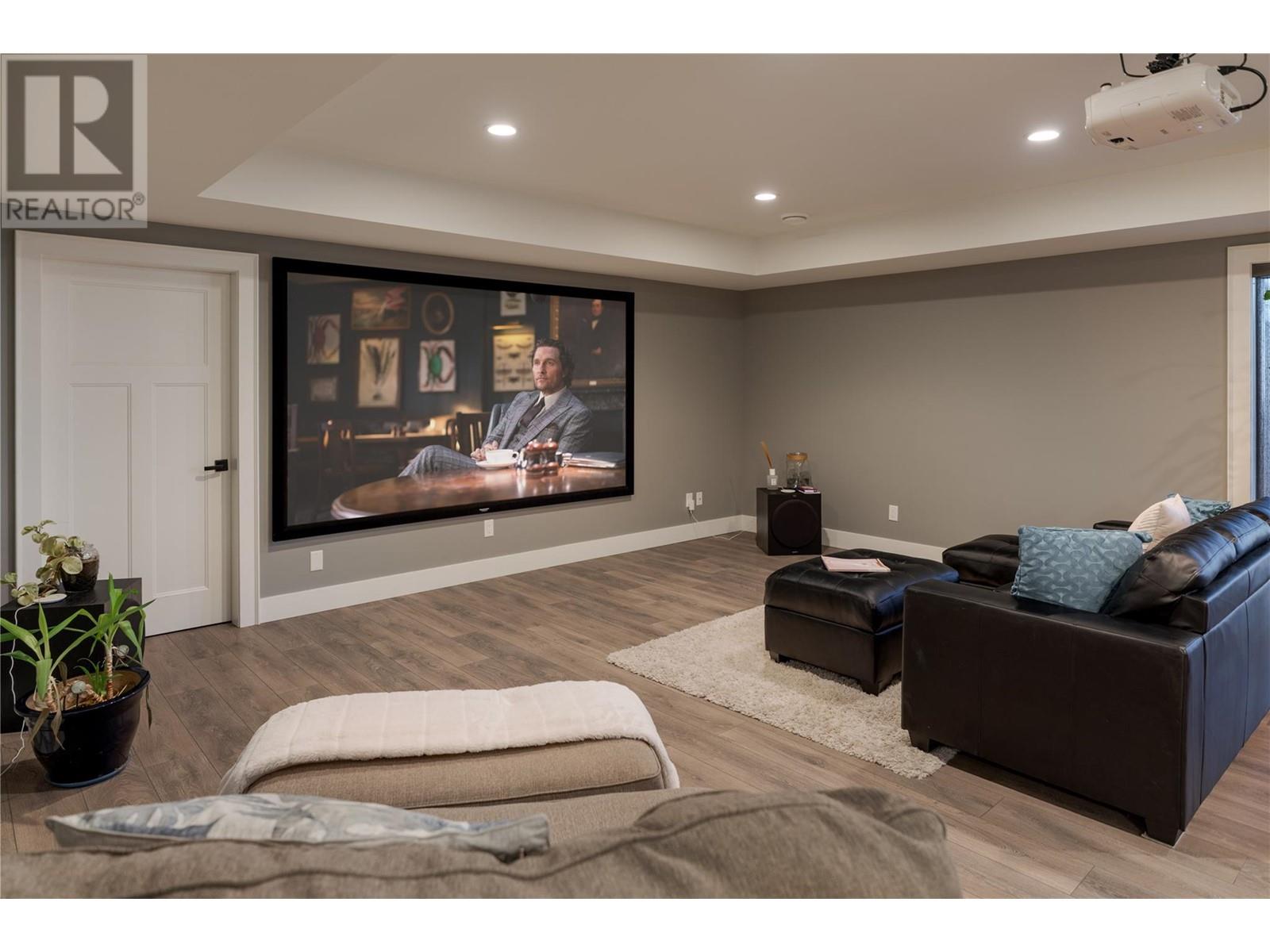  460 Rockview Lane, Kelowna