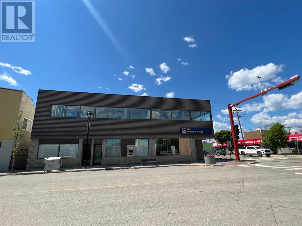 Photo 2 of 124 50 Street, Edson AB