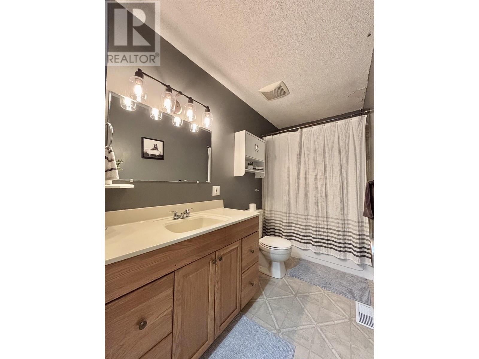1130 LATIN AVENUE, Williams Lake