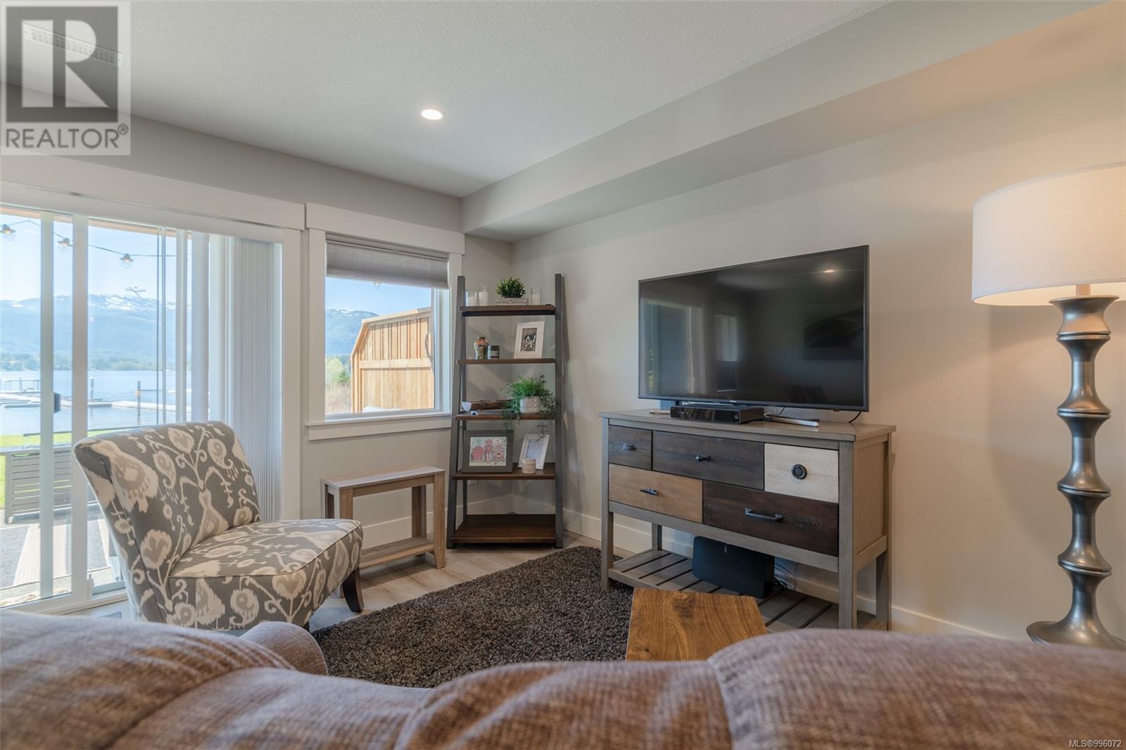 16 9624 Lakeshore Rd, Port Alberni