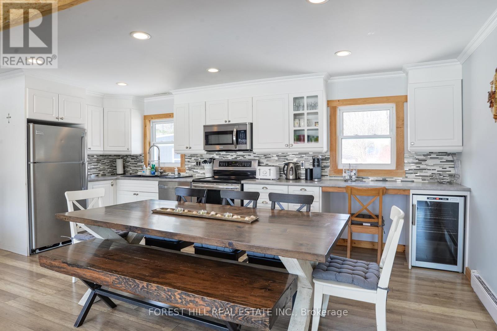 Photo 13 of 4099 Glen Cedar Drive, Ramara ON
