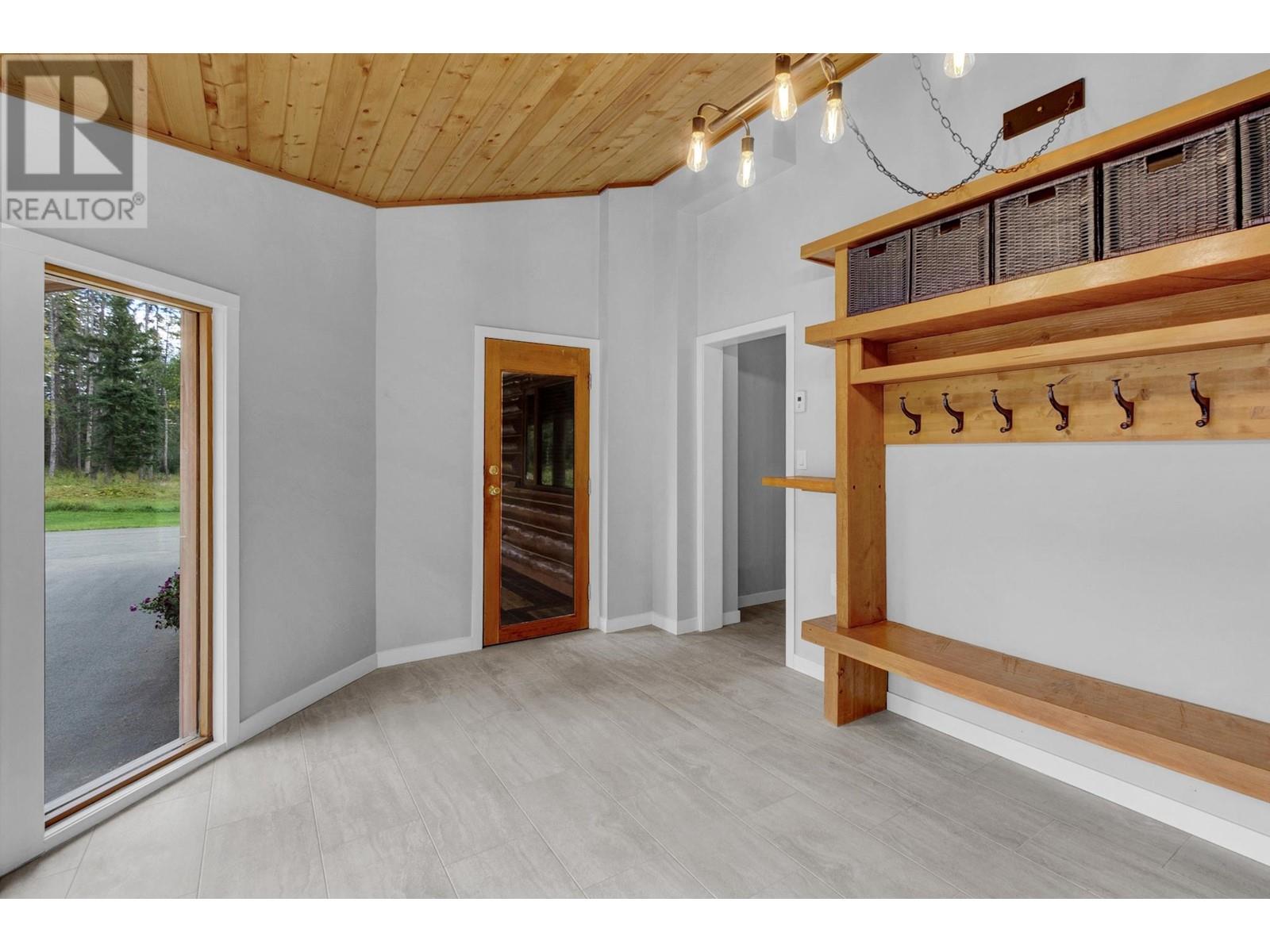 Photo 17 of 1729 Hoferkamp Road, Prince George BC