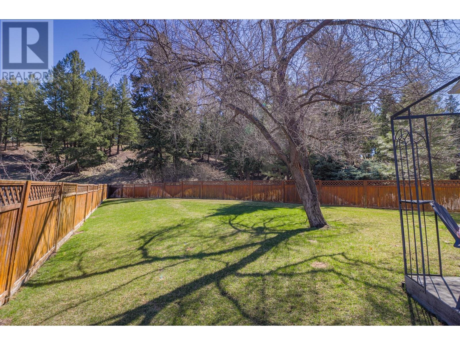 B-2516 MCLEARY Crescent N, Cranbrook