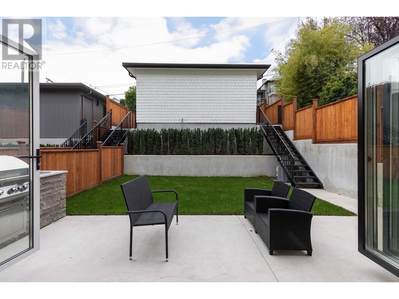 B 3538 W 14TH AVENUE, Vancouver real estate listing R2992539