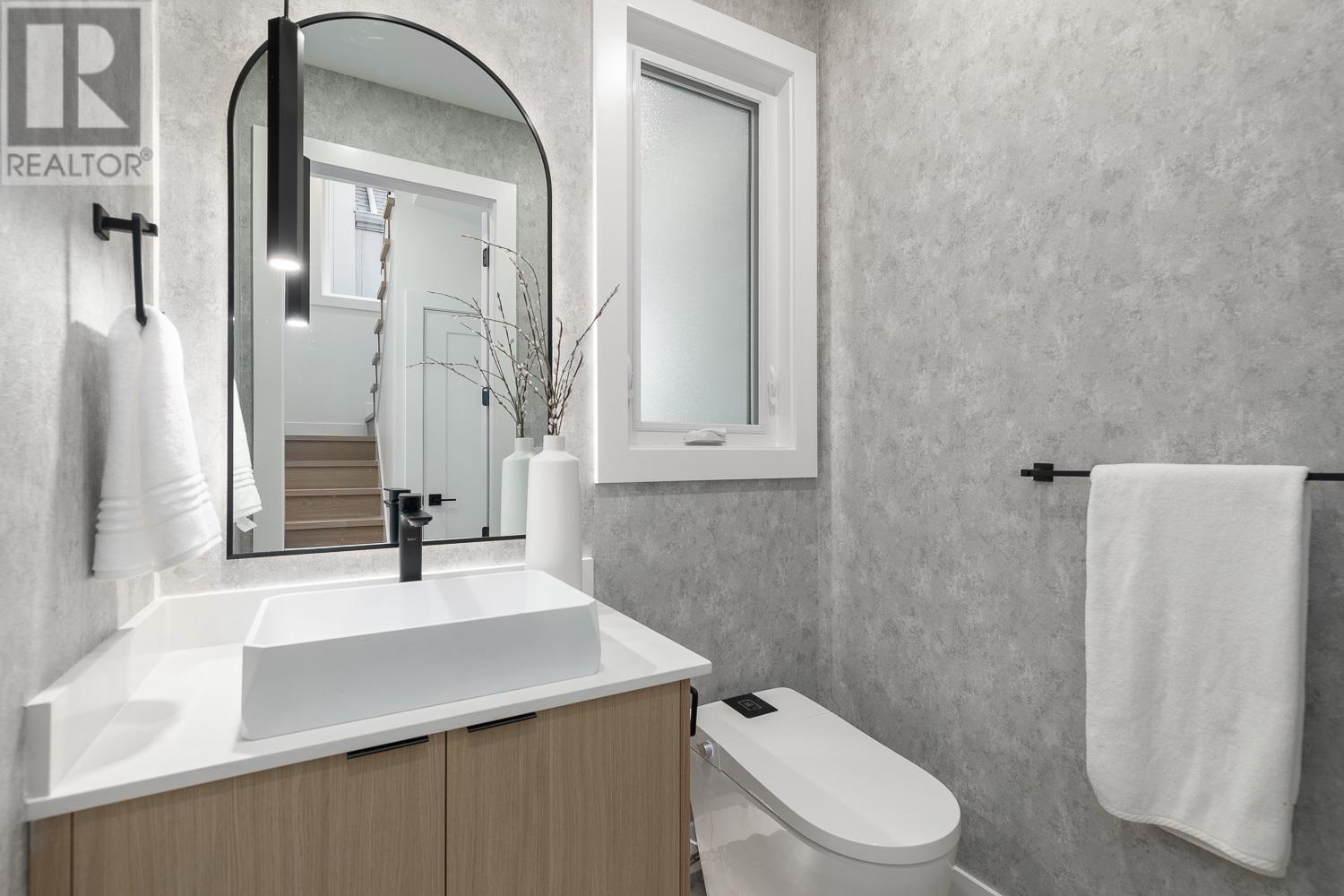 B 3538 W 14TH AVENUE, Vancouver real estate listing R2992539