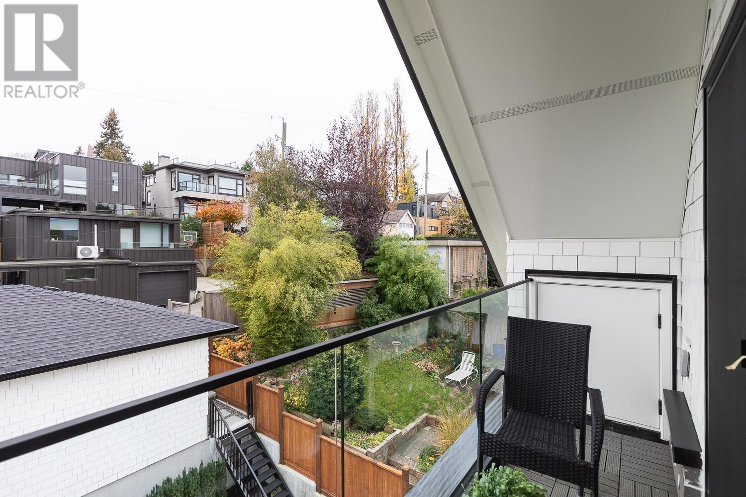 B 3538 W 14TH AVENUE, Vancouver real estate listing R2992539