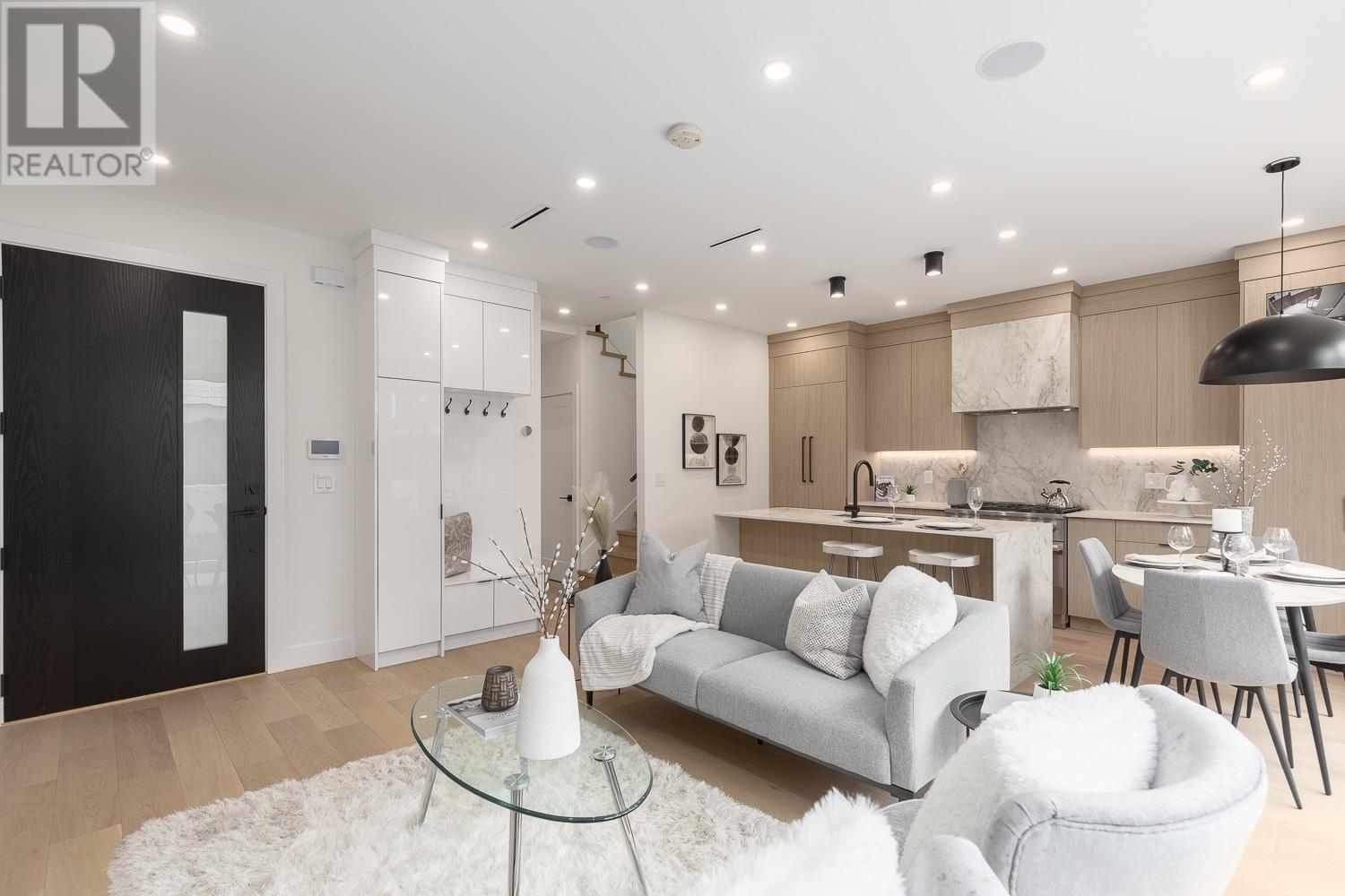 B 3538 W 14TH AVENUE, Vancouver real estate listing R2992539