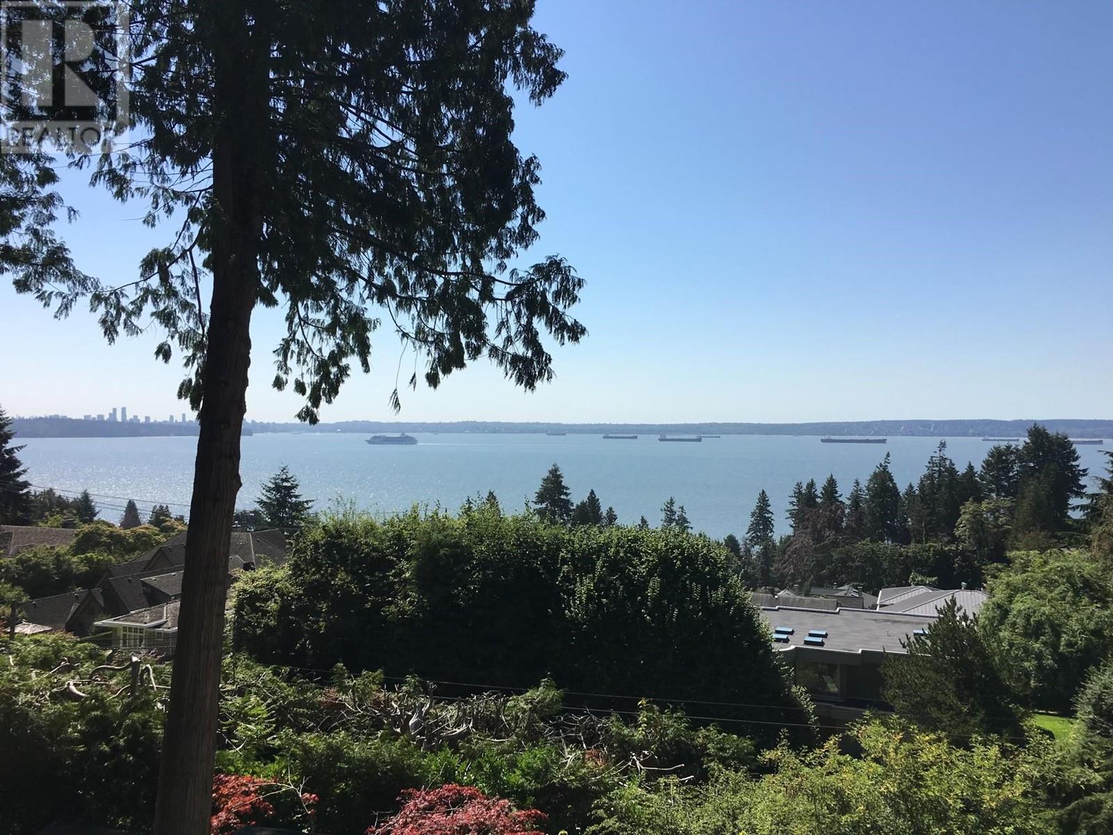 3519 MATHERS AVENUE, West Vancouver