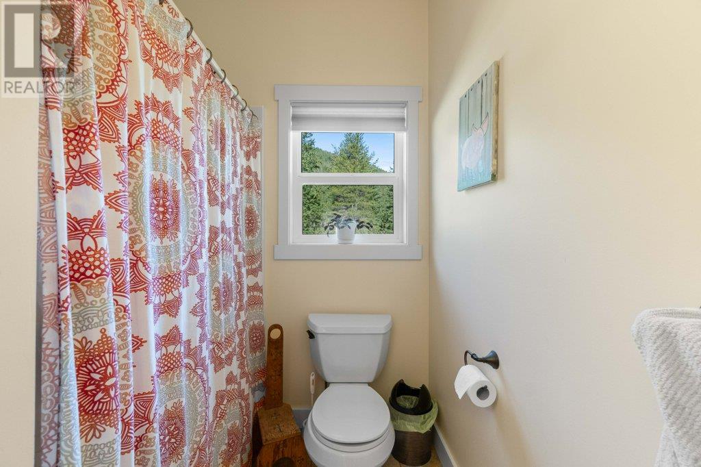 Photo 96 of 1410 Yankee Flats Road, Salmon Arm BC