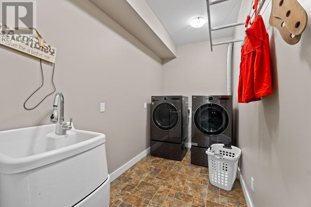 Photo 19 of 1410 Yankee Flats Road, Salmon Arm BC