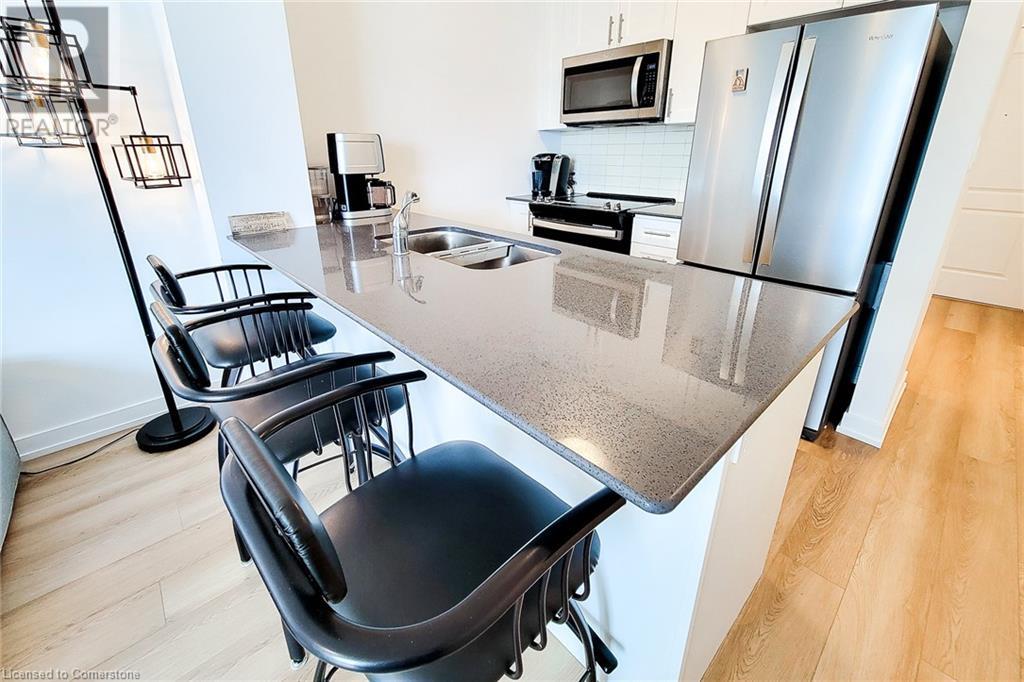 Photo 1 of 10 Mallard Trail Unit 434, Waterdown ON