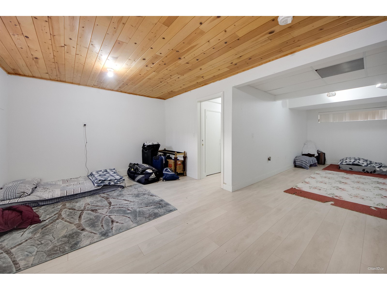 Photo 10 of 33 12045 93 A Avenue, Surrey BC