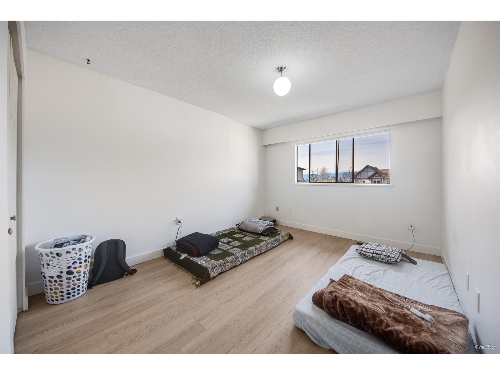 Photo 8 of 33 12045 93 A Avenue, Surrey BC