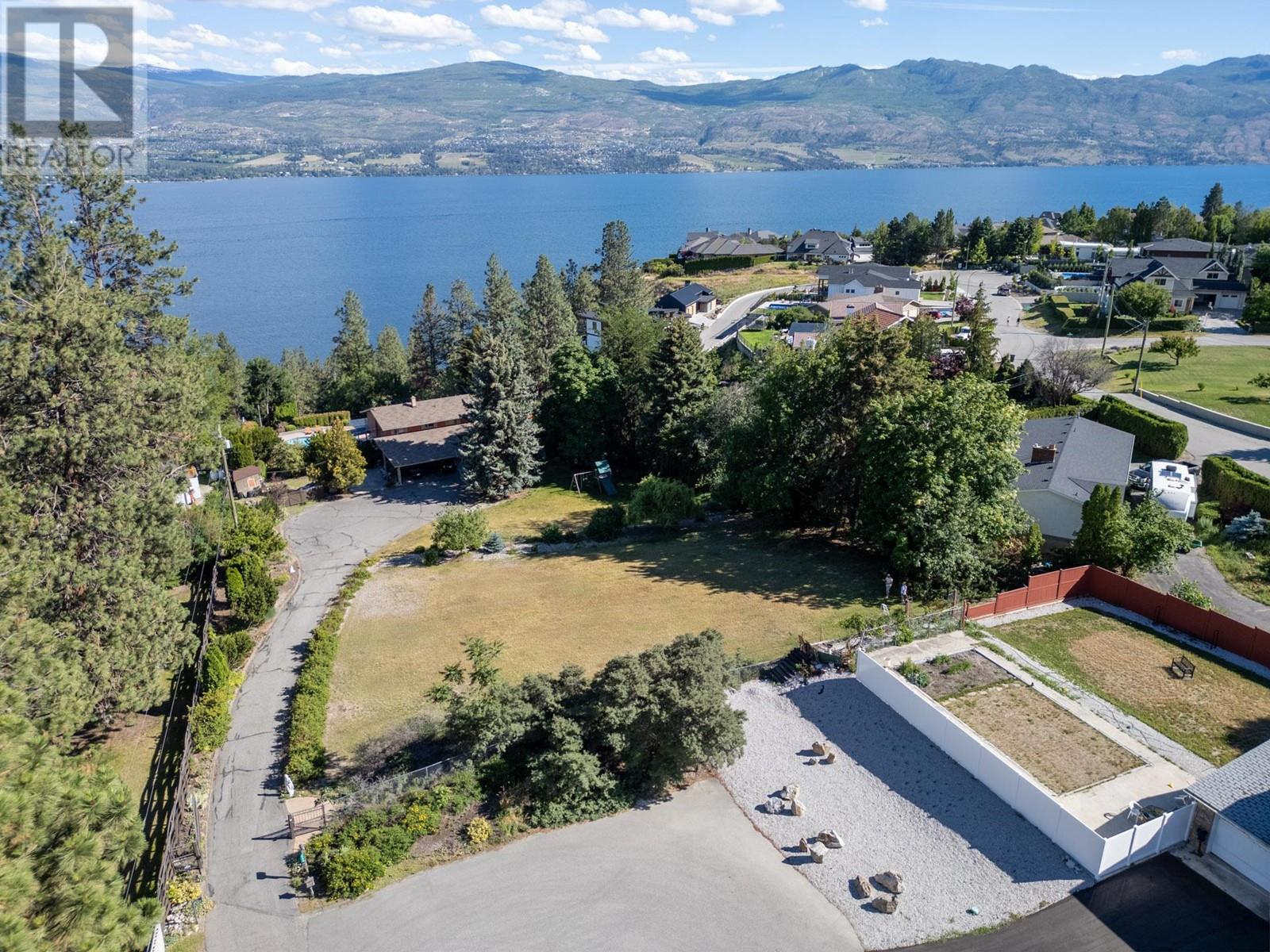  Beverly Place, West Kelowna
