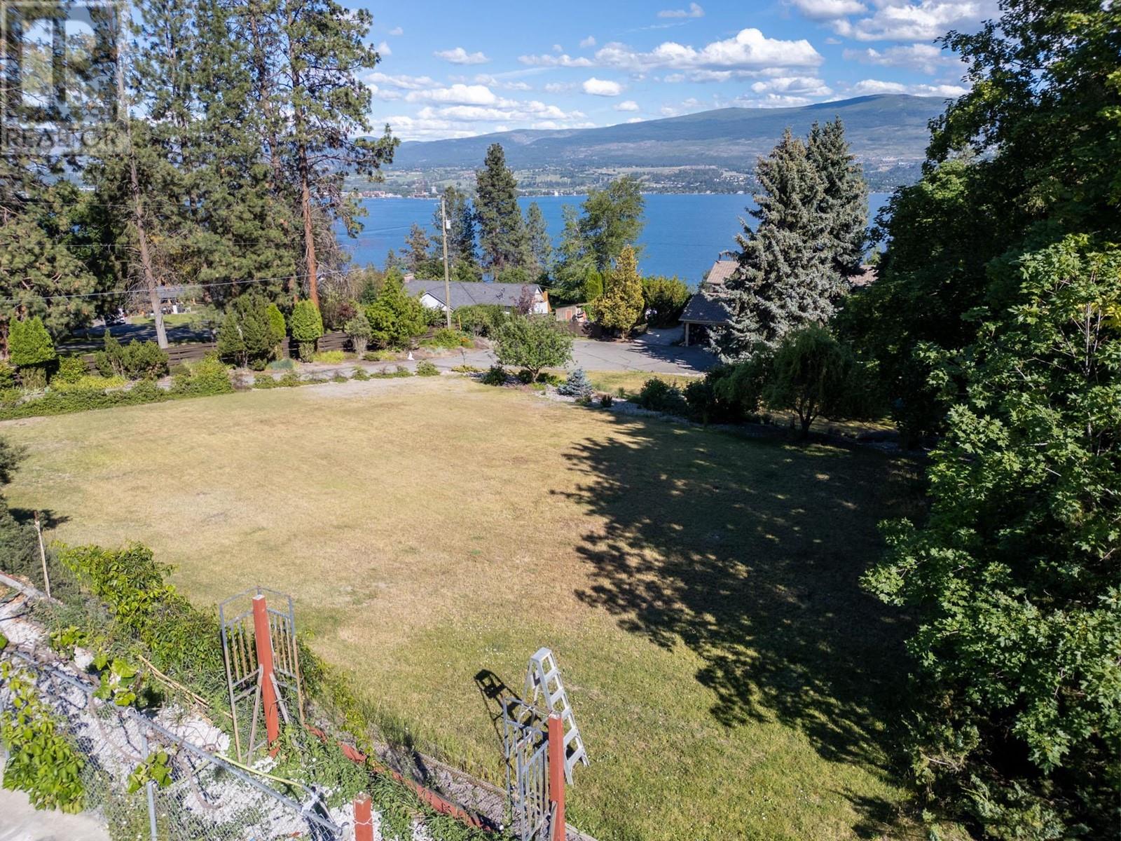 Beverly Place, West Kelowna