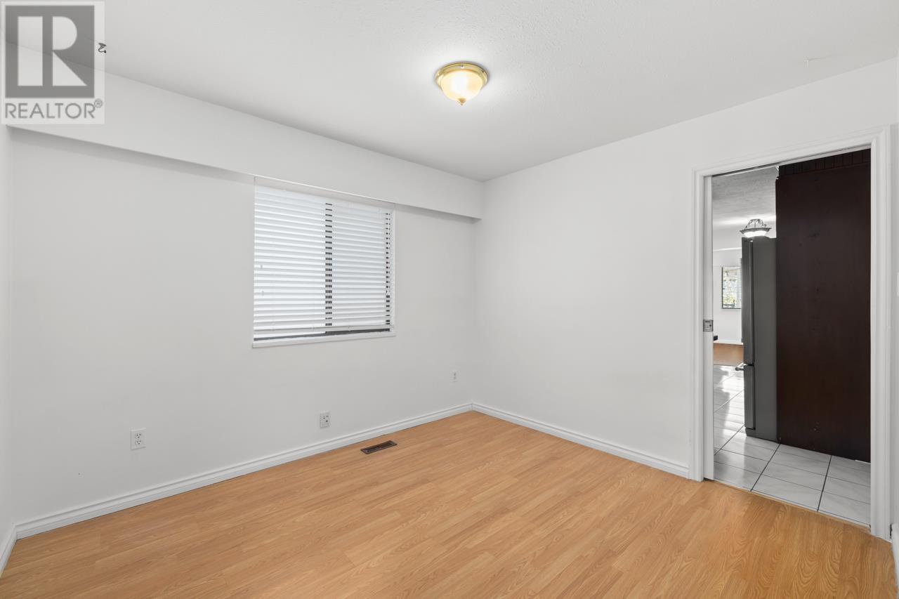 Photo 16 of 5286 Dominion Street, Burnaby BC