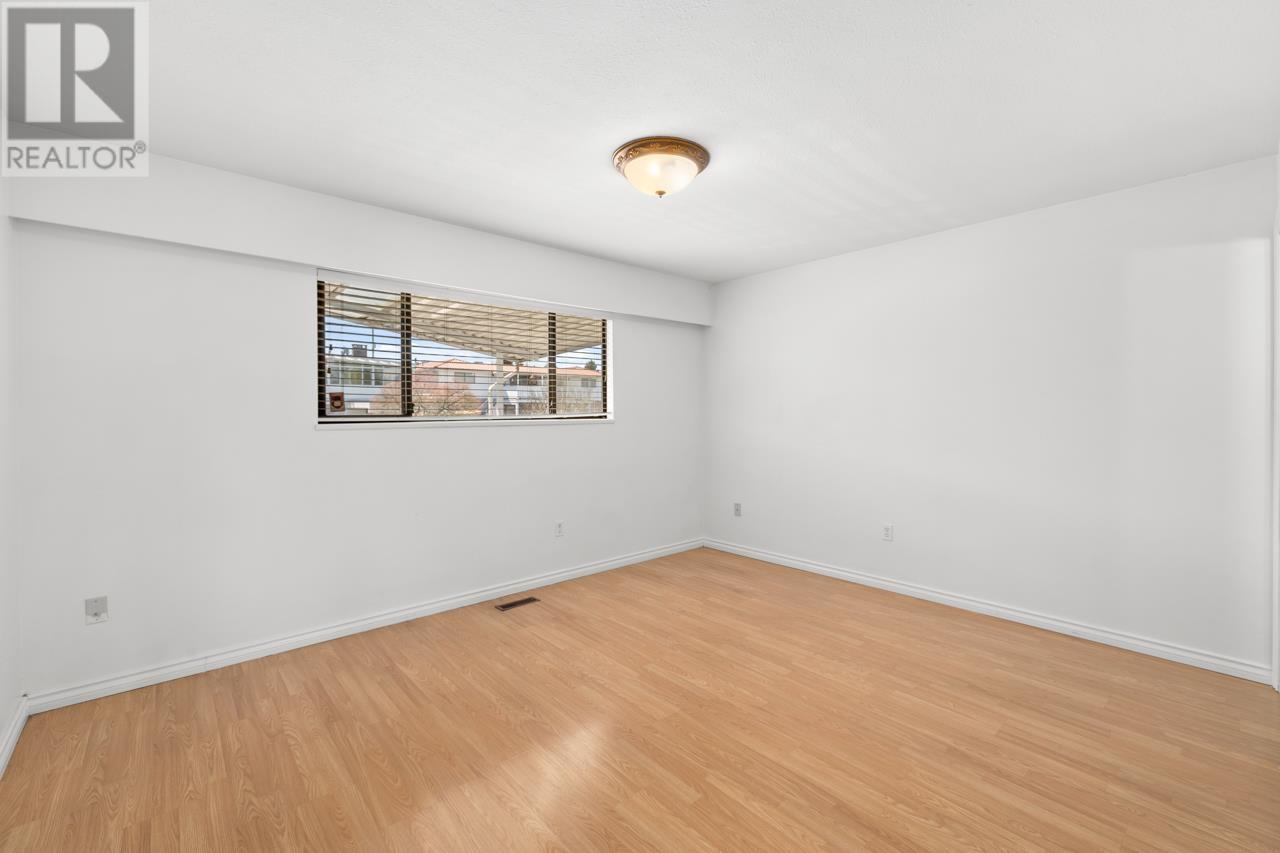 Photo 18 of 5286 Dominion Street, Burnaby BC