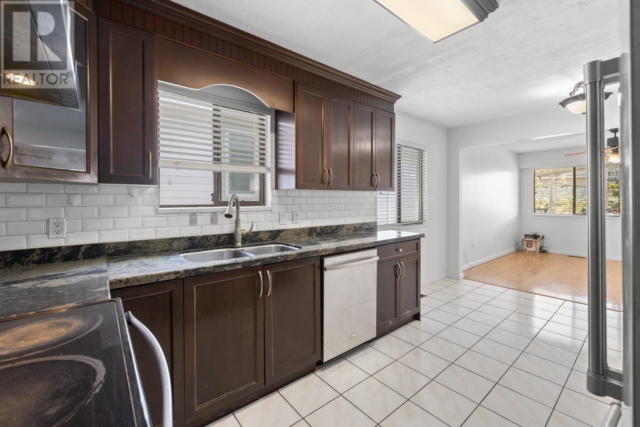 Photo 13 of 5286 Dominion Street, Burnaby BC