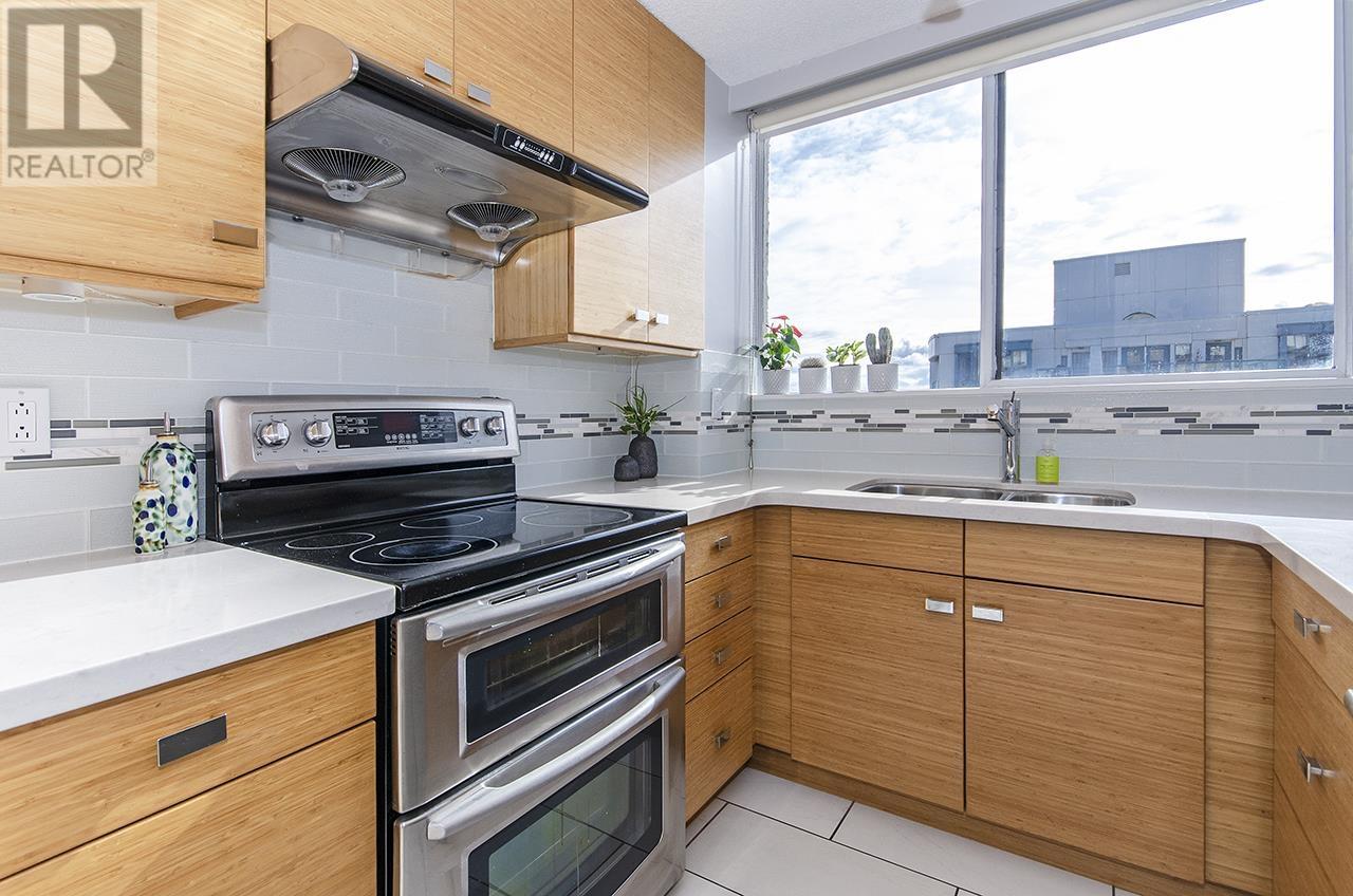 1103 140 E KEITH ROAD, North Vancouver