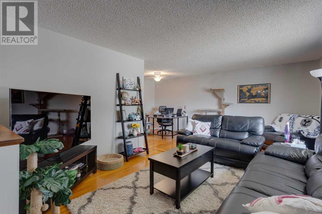 Single Family House Bungalow for Sale in  Mariposa Drive NE Mayland Heights Calgary 